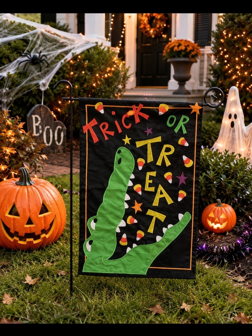 Magnolia Lane Trick or Treat Alligator Halloween Garden Flag 13" x 18" Double-Si